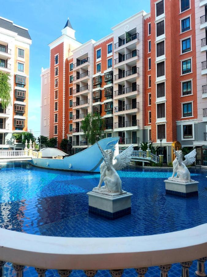 Espana Resort Pattaya Jomtien エクステリア 写真