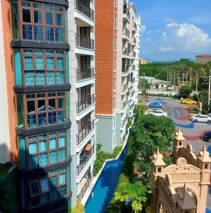 Espana Resort Pattaya Jomtien エクステリア 写真