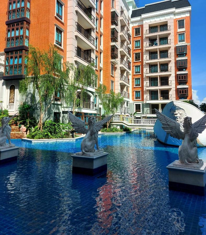 Espana Resort Pattaya Jomtien エクステリア 写真